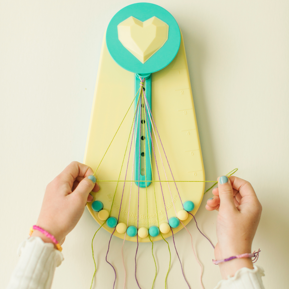 Choose Friendship, My Friendship Bracelet Maker® (v2), 20 Pre-Cut Threads Makes Up to 8 Bracelets